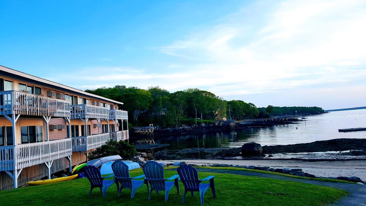 Smugglers Cove Inn Dayville Eksteriør bilde