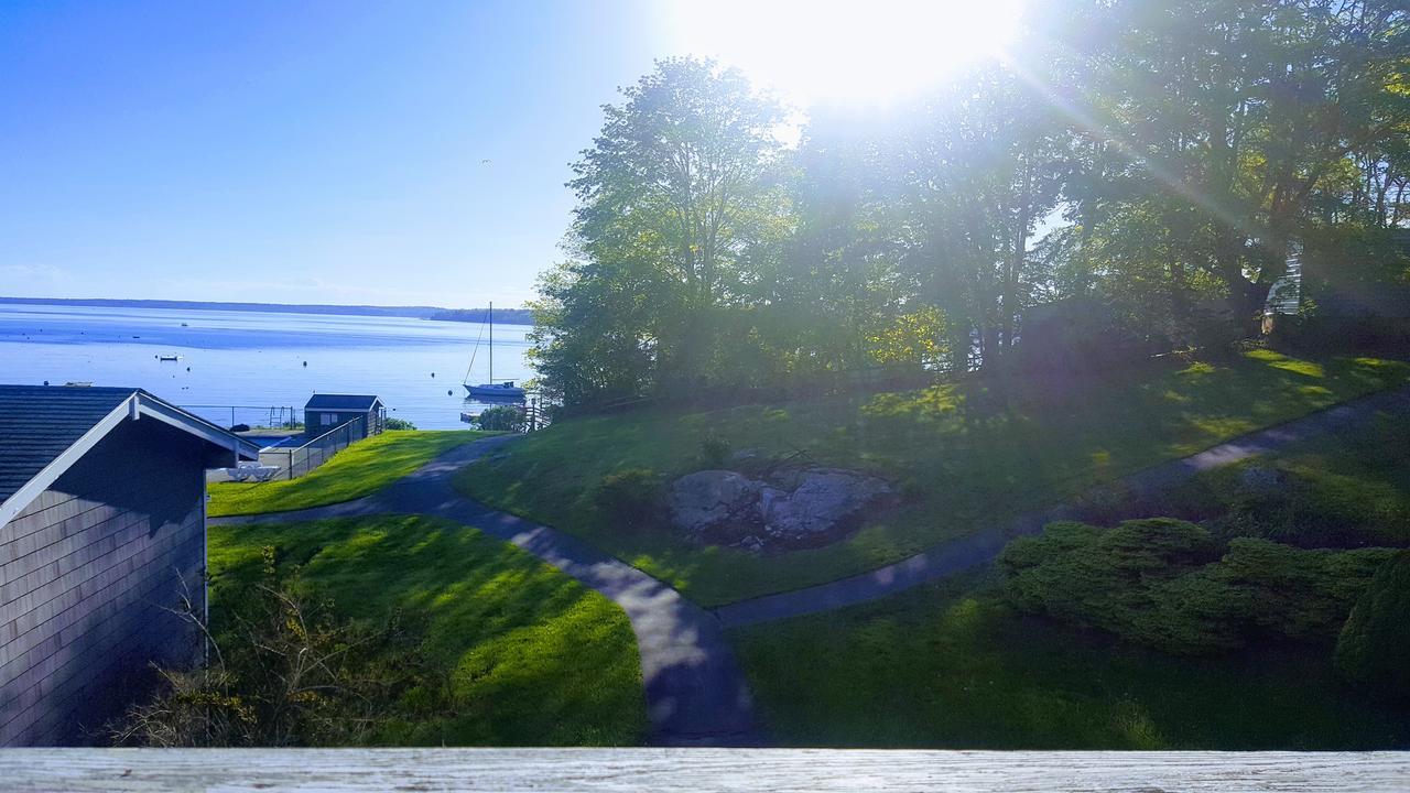Smugglers Cove Inn Dayville Eksteriør bilde