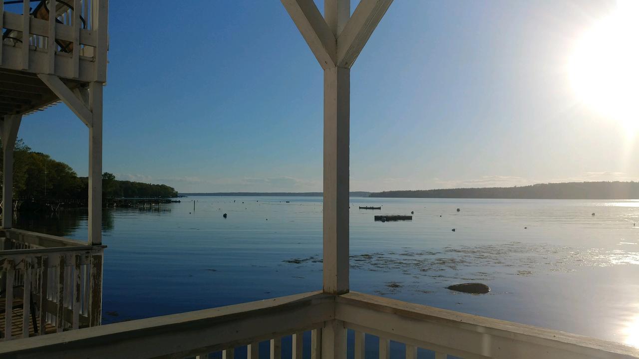 Smugglers Cove Inn Dayville Eksteriør bilde