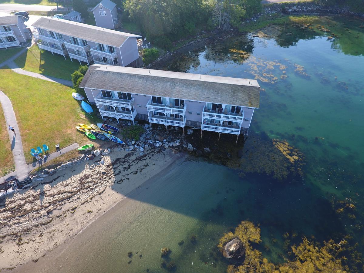 Smugglers Cove Inn Dayville Eksteriør bilde