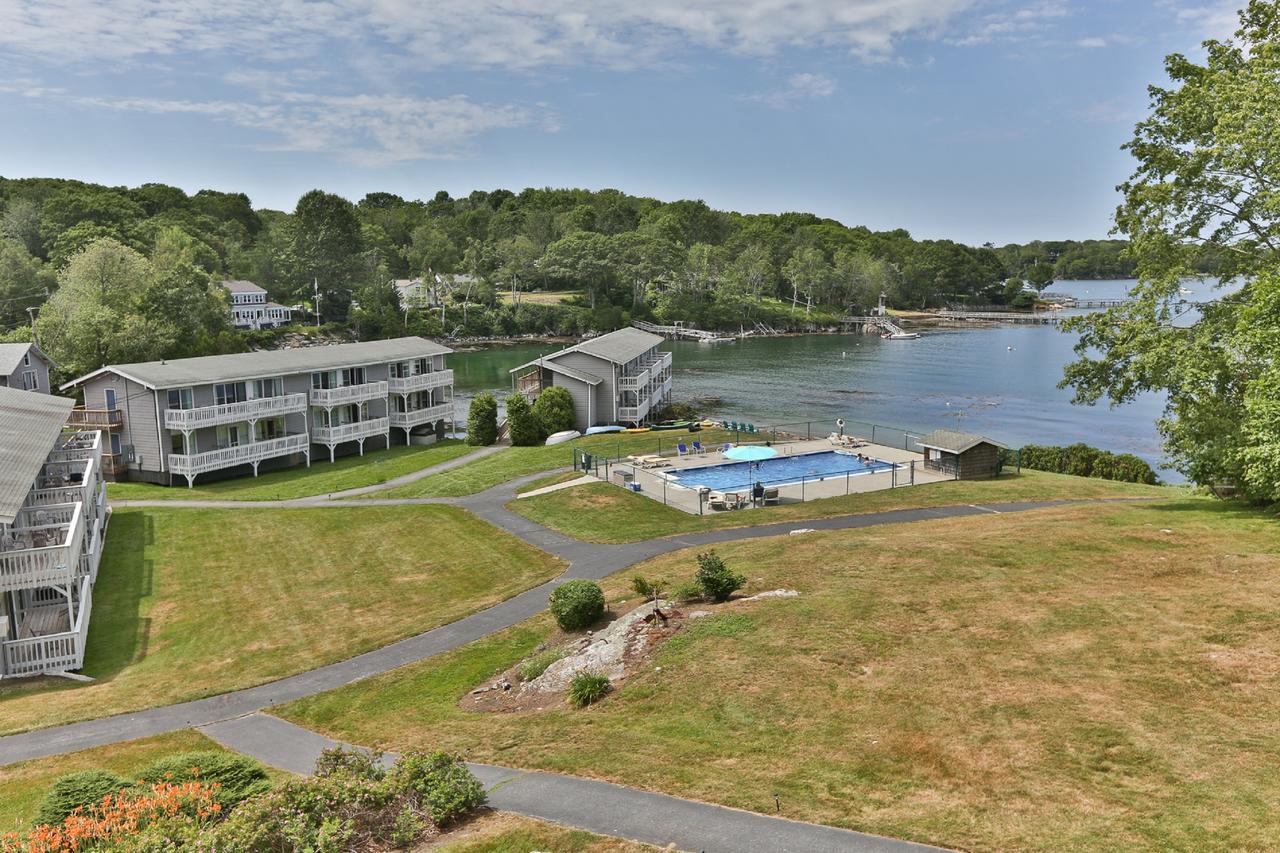 Smugglers Cove Inn Dayville Eksteriør bilde