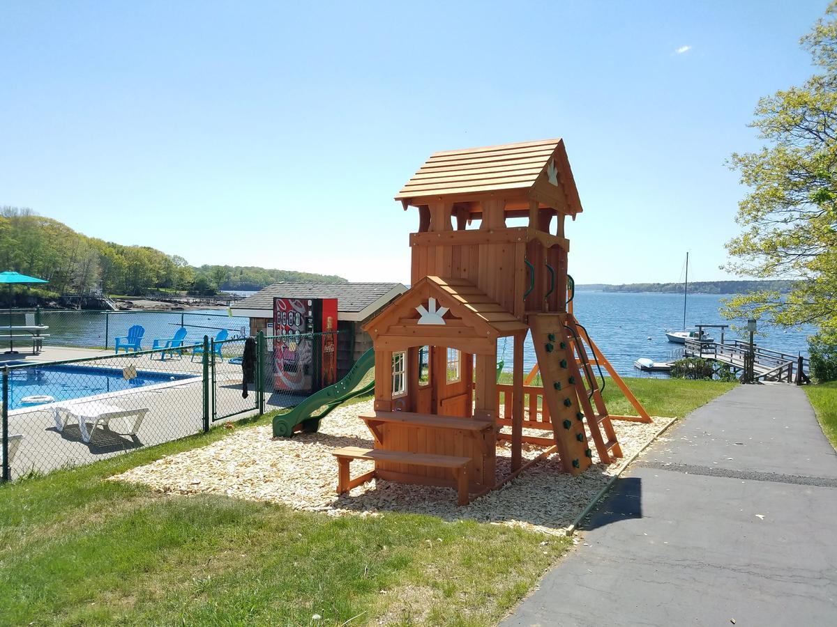 Smugglers Cove Inn Dayville Eksteriør bilde
