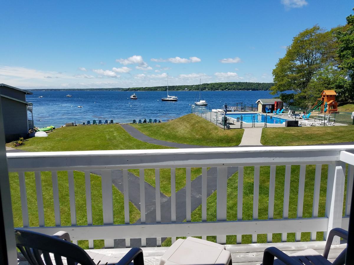 Smugglers Cove Inn Dayville Eksteriør bilde