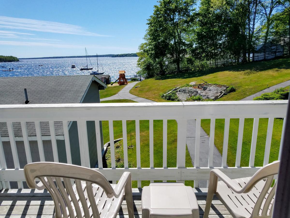 Smugglers Cove Inn Dayville Eksteriør bilde