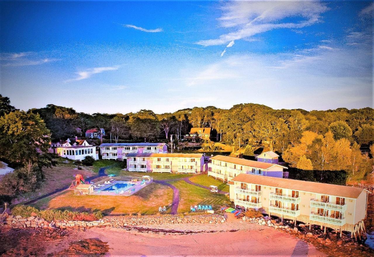 Smugglers Cove Inn Dayville Eksteriør bilde